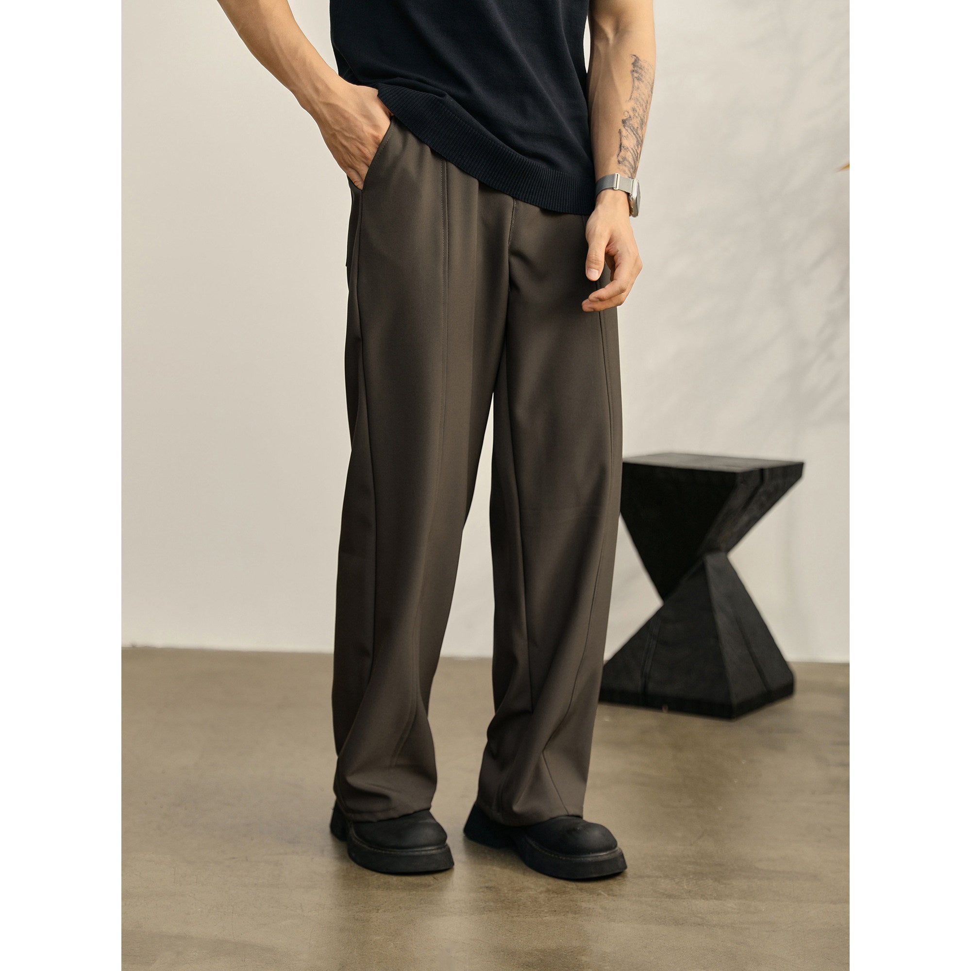 Valenor Relaxed Line Trousers