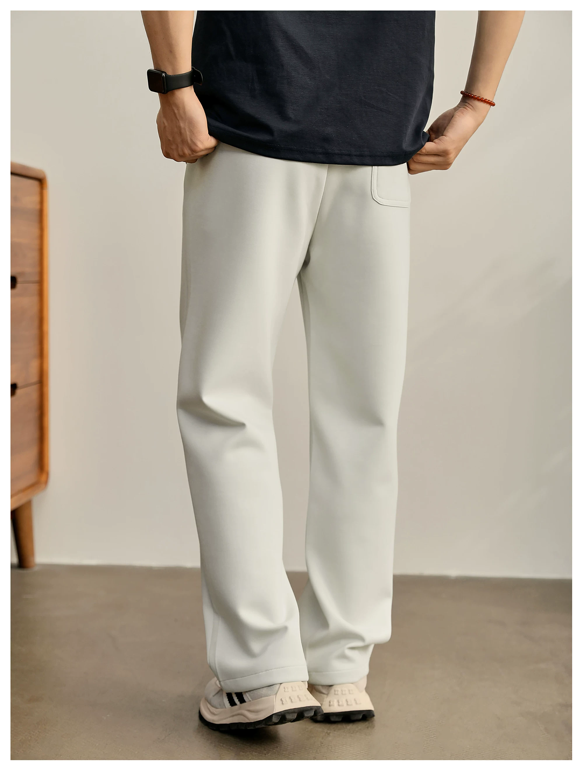 Lioren Split-Seam Straight Trousers