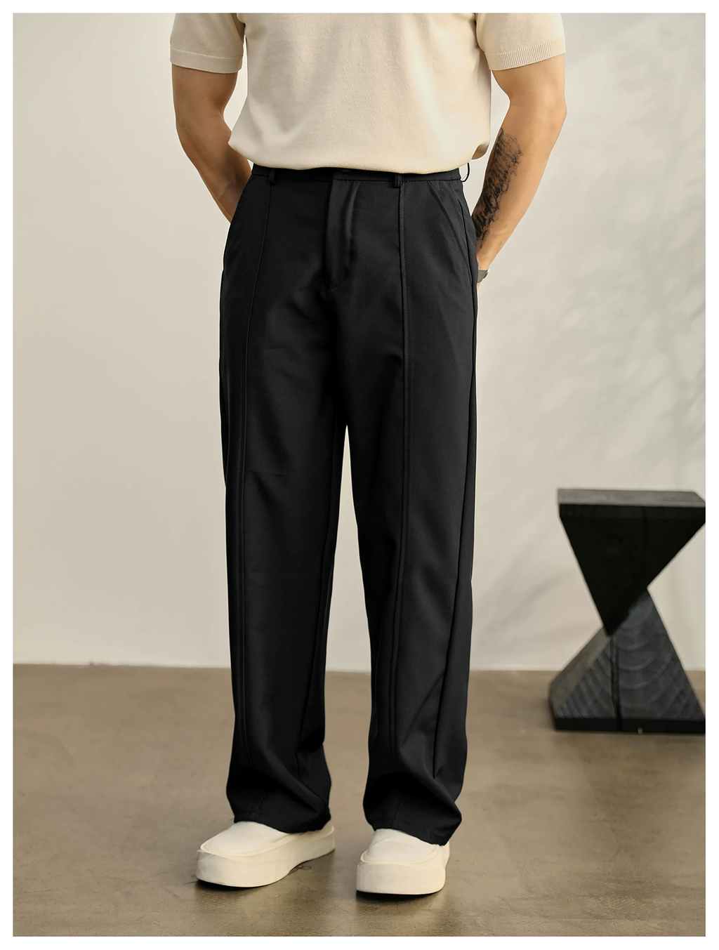 Valenor Relaxed Line Trousers