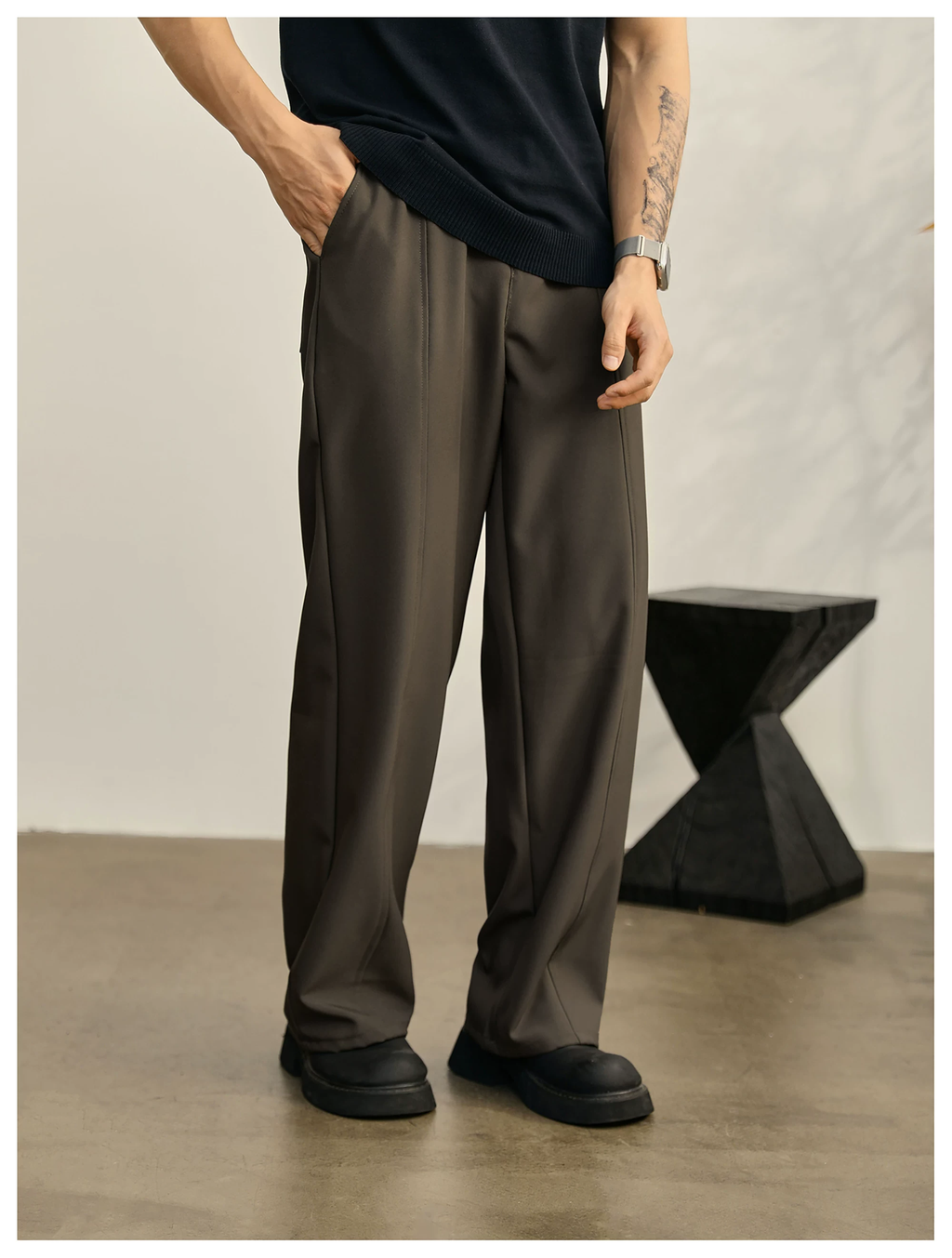 Valenor Relaxed Line Trousers