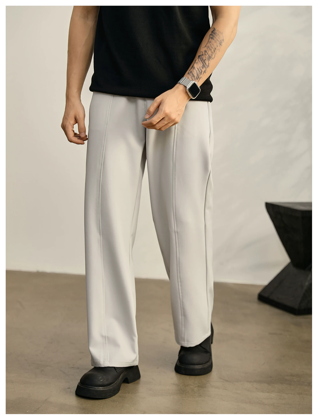 Valenor Relaxed Line Trousers