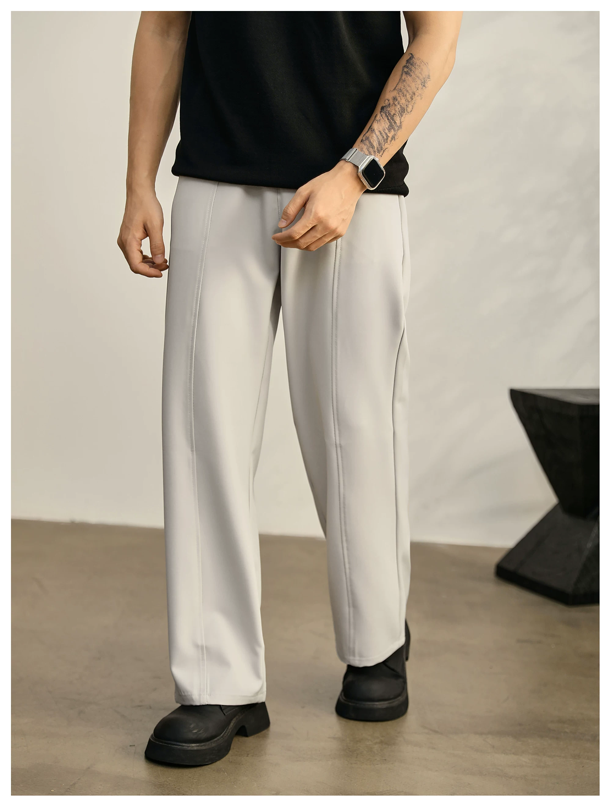 Valenor Relaxed Line Trousers