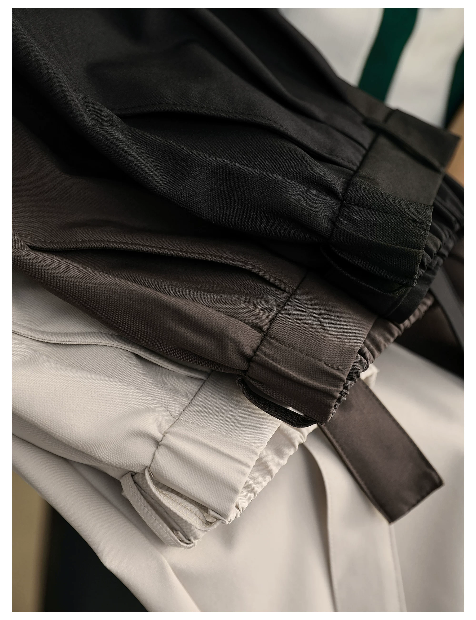 Auremont Tailored Relaxed Trousers