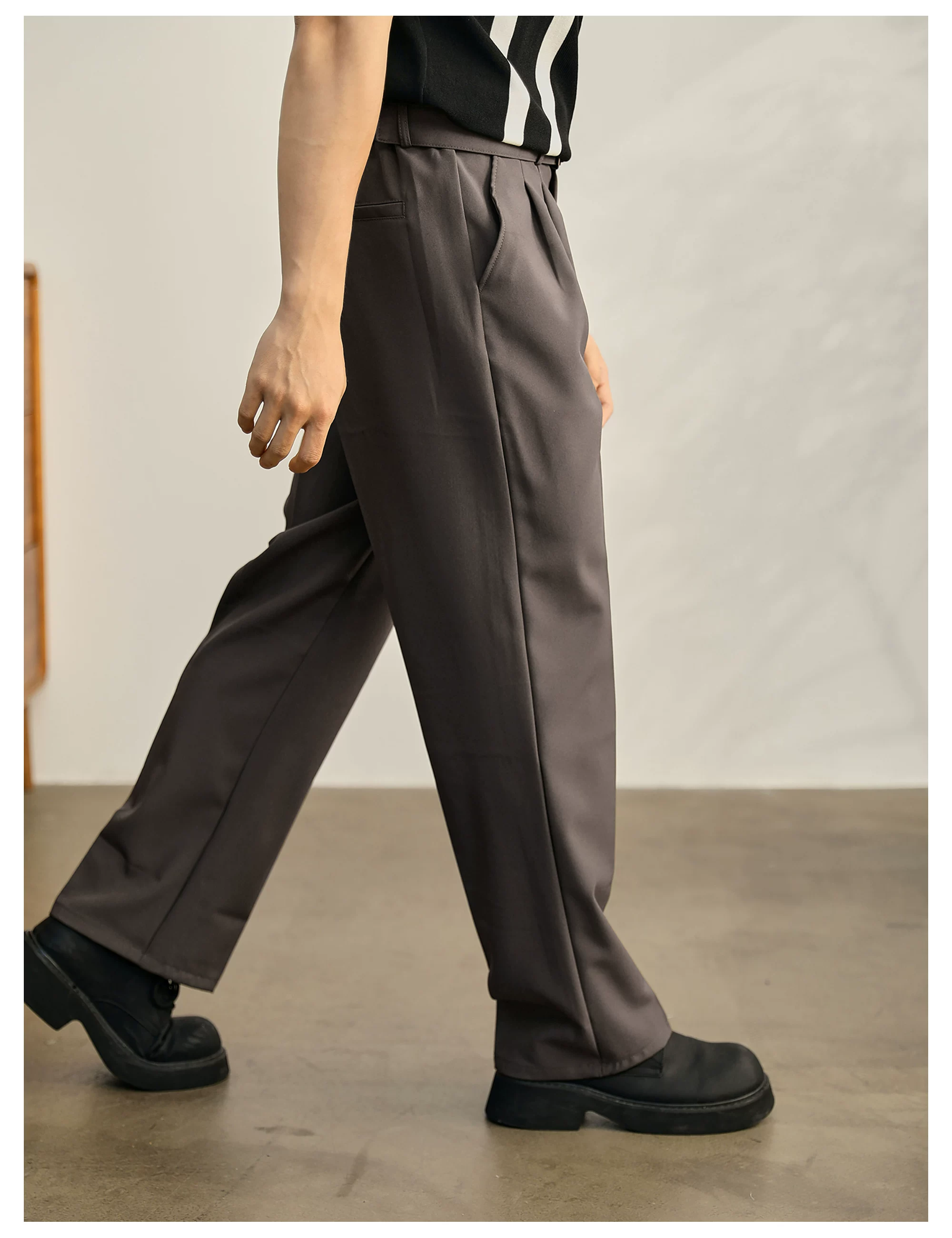 Lorenzo Drawcord Pleated Trousers